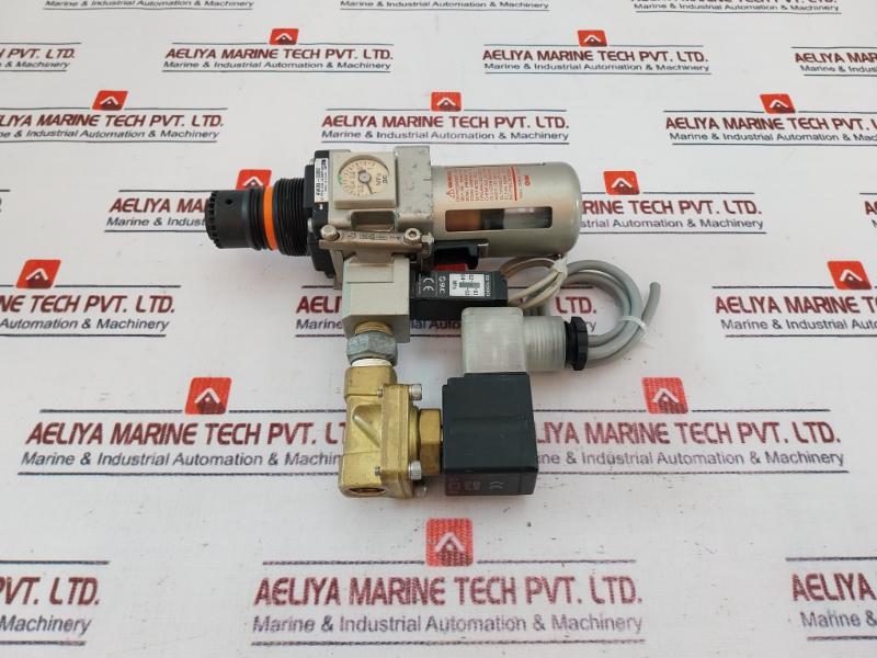Smc Aw30-03Be Filter Regulator + Vxd2130-03-5D71 2 Way Media Valve Assy