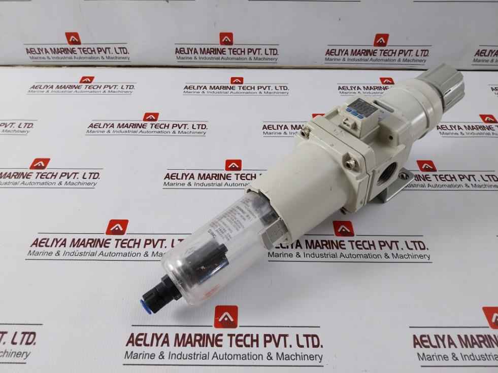 Smc Aw60-10bde3-b Filter Regulator 12-24vdc/0-1.0mpa