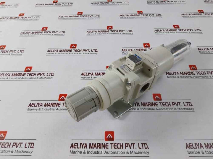 Smc Aw60-10bde3-b Filter Regulator 12-24vdc/0-1.0mpa