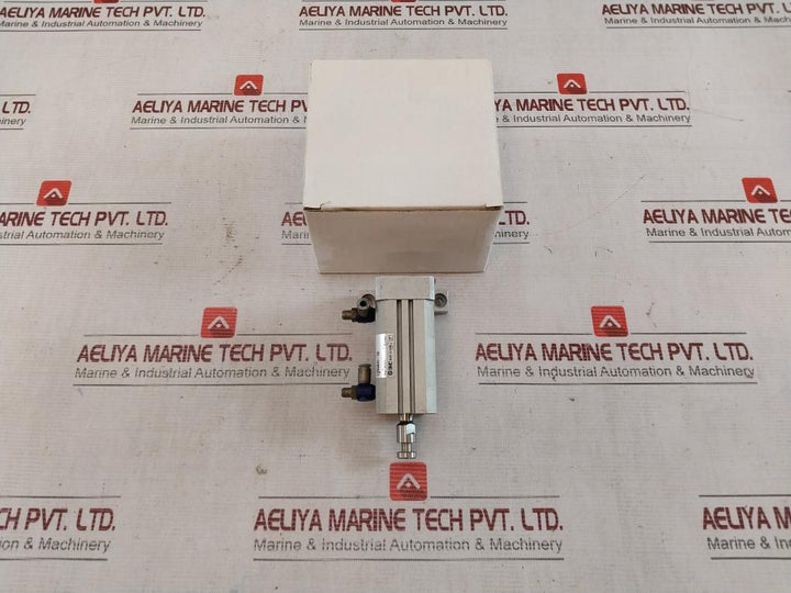 Smc Cd55B20-30 Pneumatic Compact Cylinder 1,0Mp3 D-m9P Jt