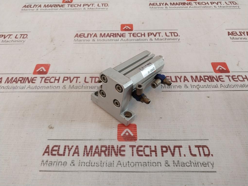 Smc Cd55B20-30 Pneumatic Compact Cylinder 1,0Mp3 D-m9P Jt