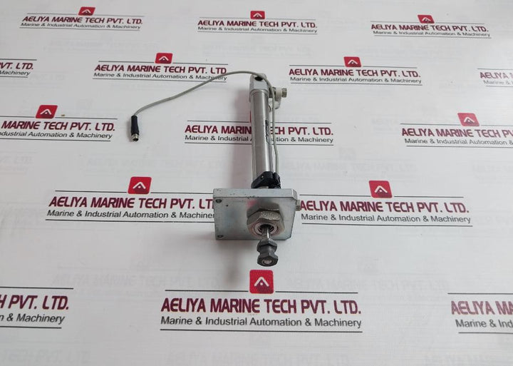 Smc Cd85N20-125C-b-xc6-a Air Cylinder 1.0 Mpa