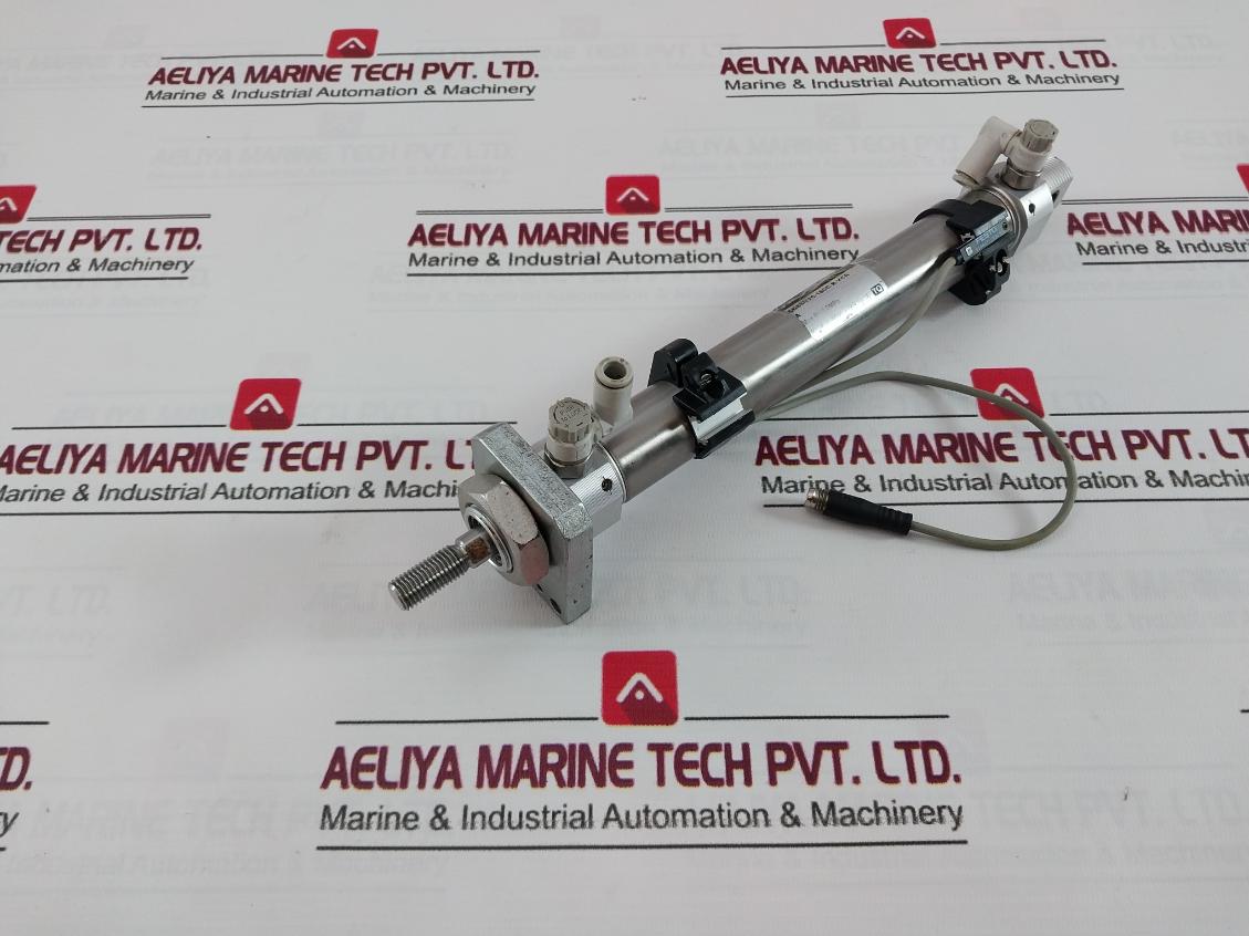 Smc Cd85N25-160C-b-xc6 A Air Cylinder 1.0Mpa 150857 F313