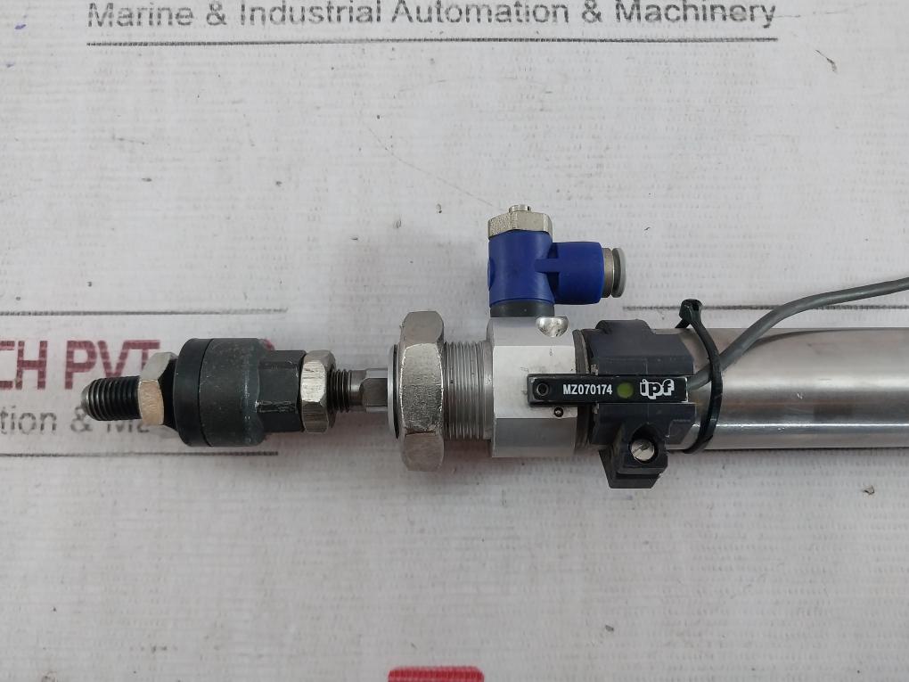 Smc Cd85N25-200C-a Pneumatic Cylinder 1.00 Mpa Ja30-10-125, Mz070174