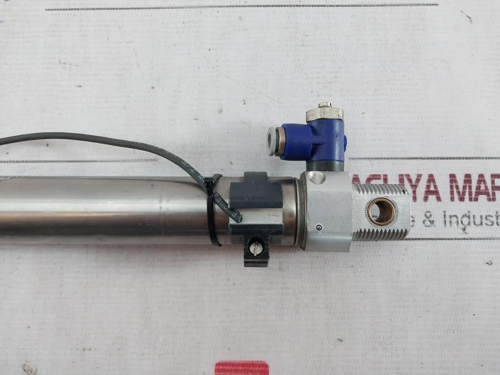 Smc Cd85N25-200C-a Pneumatic Cylinder 1.00 Mpa Ja30-10-125, Mz070174