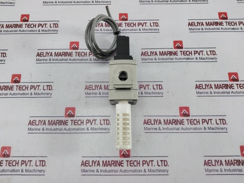 Smc Eav3000-03-5D-q Soft Start Valve Dc24V Dc 21–26V