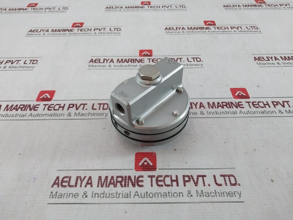 Smc Il100-02 Speed Increase Relay 1/4 Inch Max Supply Pressure 1.0 Mpa