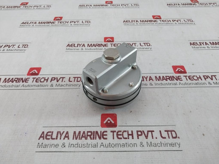 Smc Il100-02 Speed Increase Relay 1/4 Inch Max Supply Pressure 1.0 Mpa