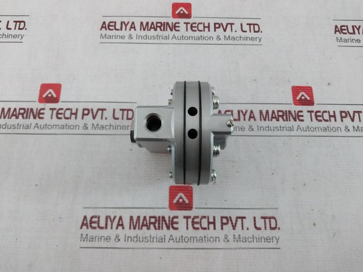 Smc Il100-02 Speed Increase Relay 1/4 Inch Max Supply Pressure 1.0 Mpa
