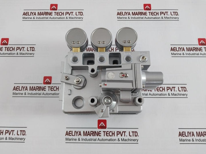 Smc Ip300-010 Pneumatic Dual Positioner Ip3A02 0-0.2 Mpa 253425