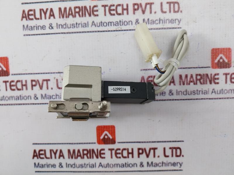 Smc Is 1000 Pressure Switch 0.1 To 0.4 Mpa