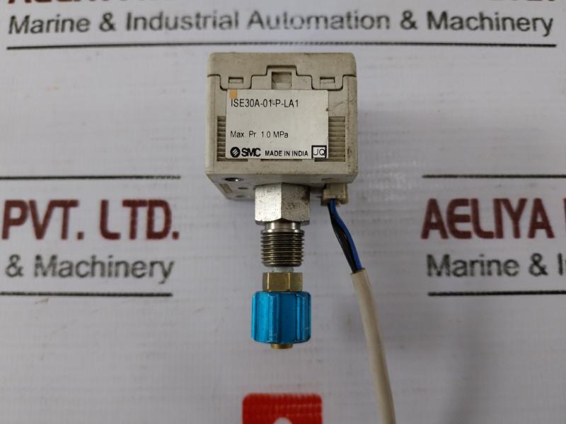 Smc Ise30a-01-p-la1 Pressure Switch 12-24vdc