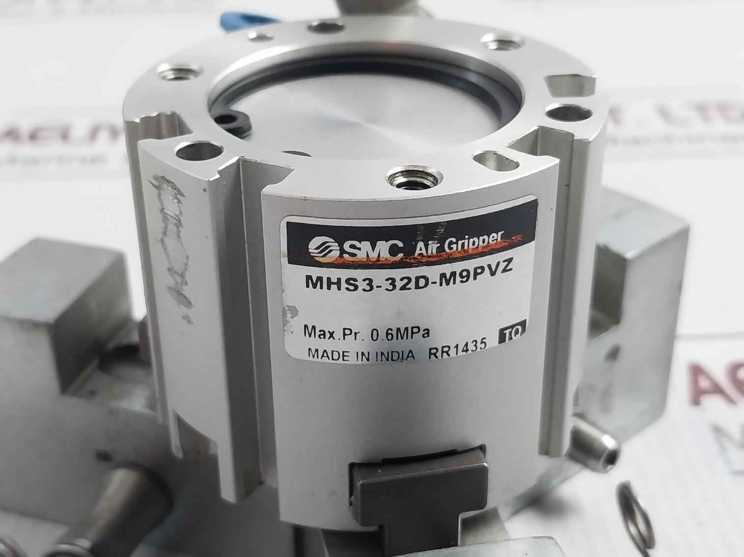 Smc Mhs3-32D-m9Pvz Pneumatic Air Gripper