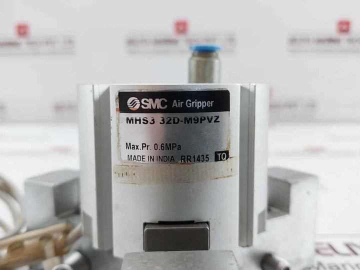 Smc Mhs3 32D-m9Pvz Air Gripper 0.6Mp