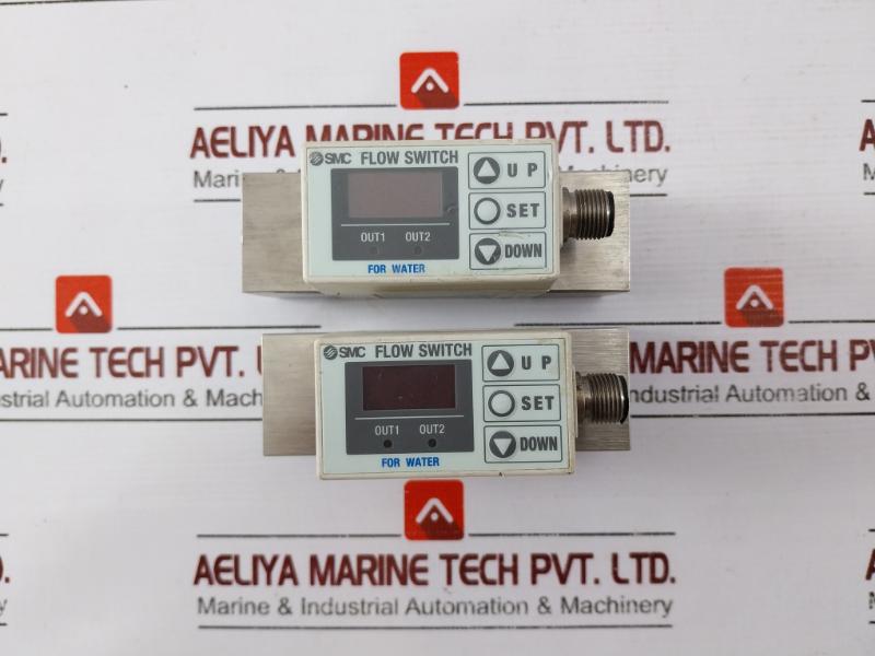 Smc Pf2w704-03-27 Flow Switch For Water 12-24vdc