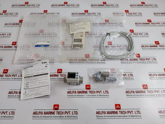Smc Pf3W704-f03-f-m-x648 Digital Flow Switch Set Dc12-24V