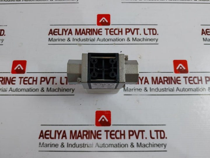 Smc Pf3W704-f03-f-m-x648 Digital Flow Switch Set Dc12-24V