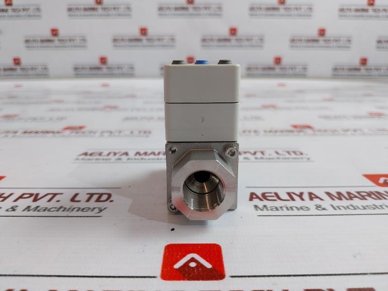 Smc Pf3W704-f03-f-m-x648 Digital Flow Switch Set Dc12-24V