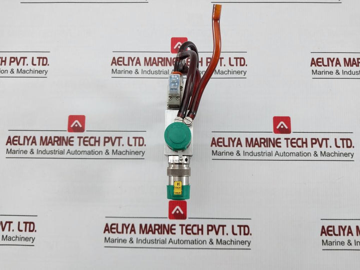 Smc Ported Pneumatic Solenoid Valve 24Vdc Sy5320-5Lz-n7T-f2