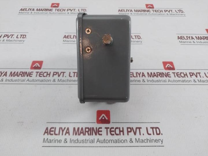 Smc Pressure Switch 0.1-1.0 Mpa Isg130-030-q