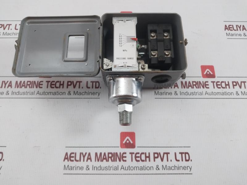 Smc Pressure Switch 0.1-1.0 Mpa Isg130-030-q