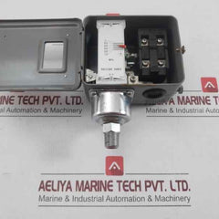 Smc Pressure Switch 0.1-1.0 Mpa Isg130-030-q