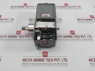 Smc Pressure Switch 0.1-1.0 Mpa Isg130-030-q