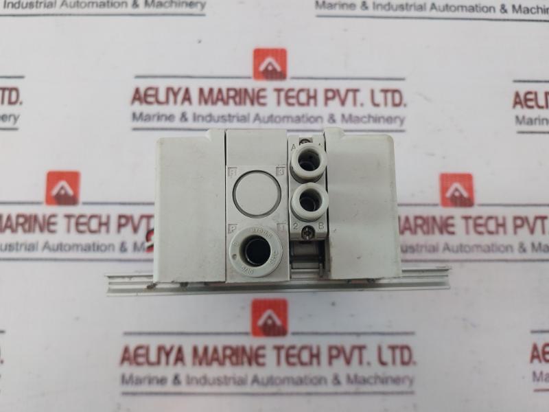 Smc Sq1131N-5-c6-q Pneumatic Control Solenoid Valve