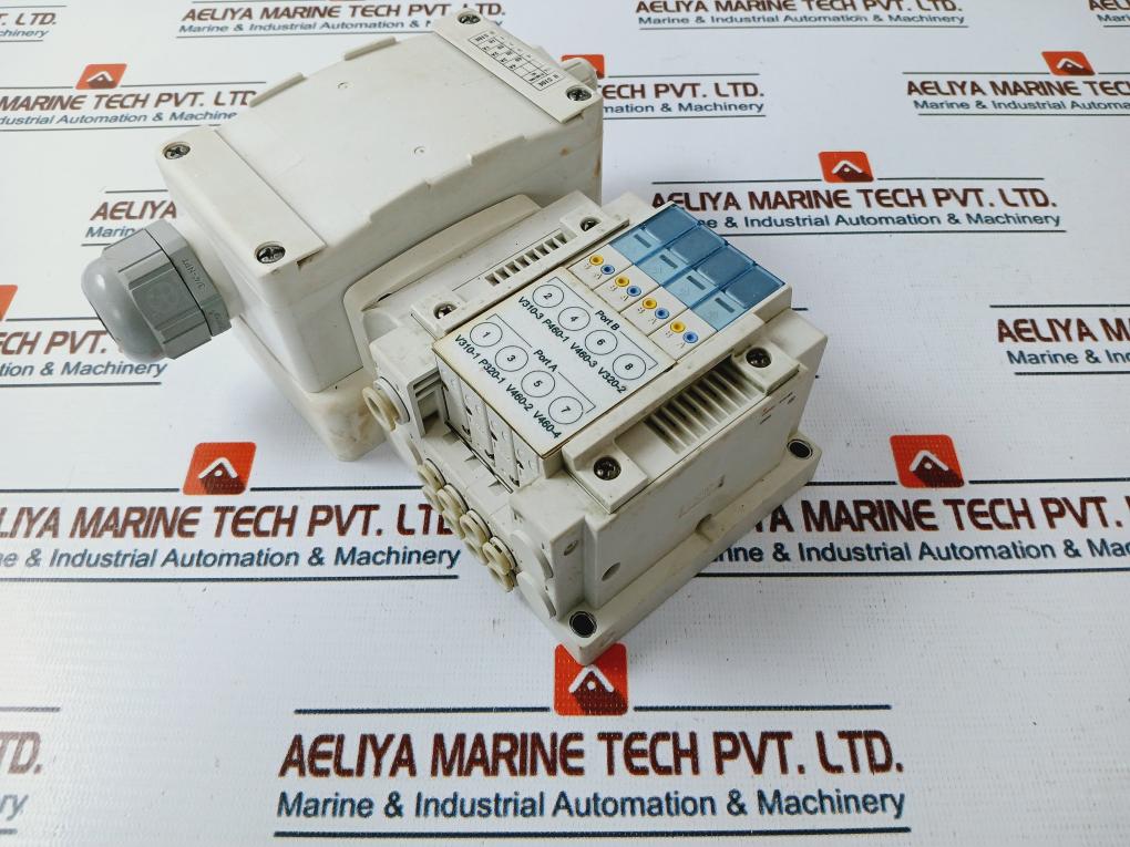 SMC SS5Y31-01V160 Manifold With 1M-5594-684100-102 Pneumatic Solenoid Valve