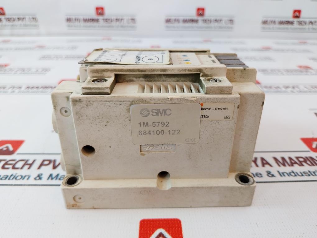 Smc Ss5Y31-01W183/ Sy3A00-5U1 Pneumatic Solenoid Valve 1M-5792 684100-122