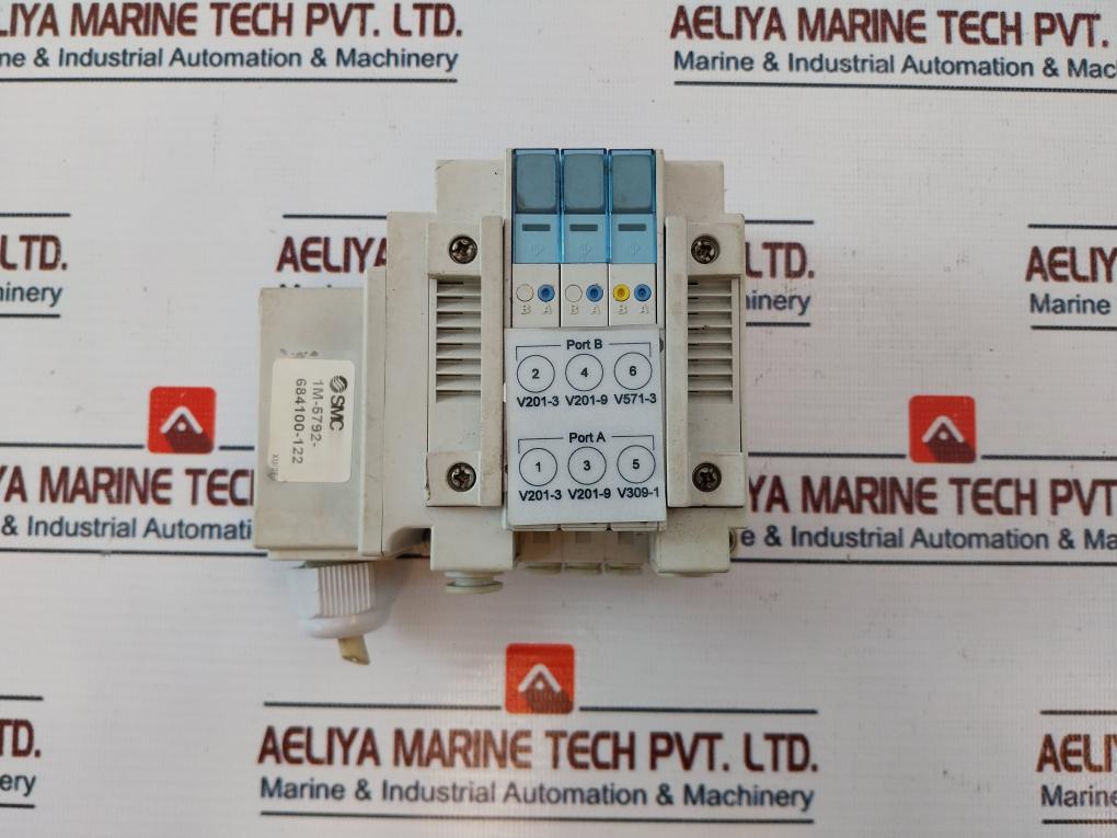 SMC SS5Y31-01W183/ SY3A00-5U1 Pneumatic Solenoid Valve 1M-5792 684100-122