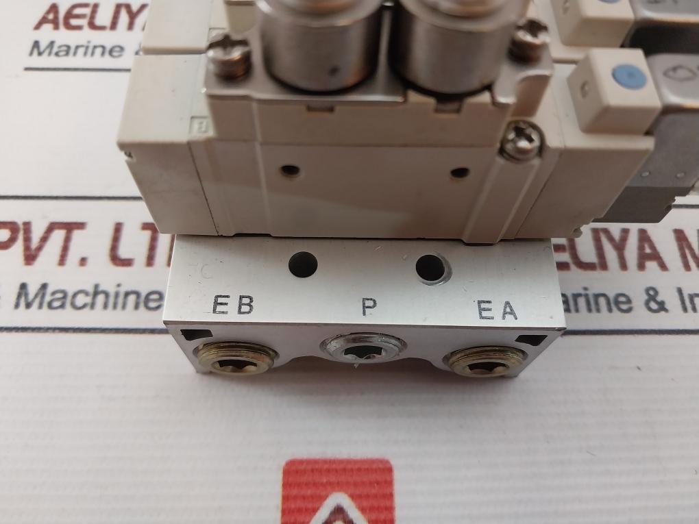 Smc Ss5Y5-x5R662 Terminal Block Box 0.7 Mpa