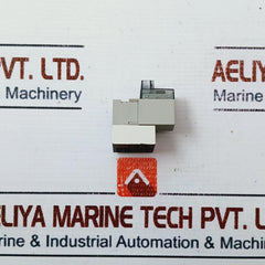 Smc Sy124A-5Loz Solenoid Valve 0.7Mpa