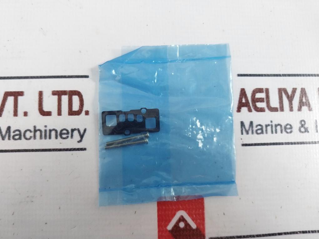 SMC SY3340-5LOZ Double Solenoid Valve 5-Port 3-Position, 24VDC Coil, 0.2-0.7MPa