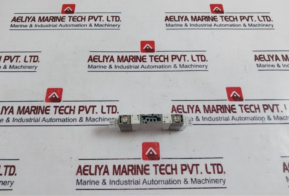 SMC SY3340-5LOZ Double Solenoid Valve 5-Port 3-Position, 24VDC Coil, 0.2-0.7MPa