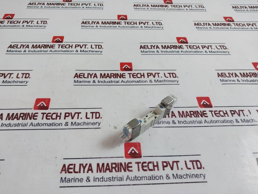 SMC SY3340-5LOZ Double Solenoid Valve 5-Port 3-Position, 24VDC Coil, 0.2-0.7MPa