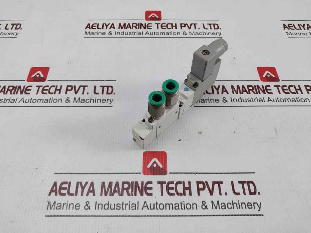 Smc Sy5120-5D-01 Solenoid Valve Max Pressure 0.7 Mpa