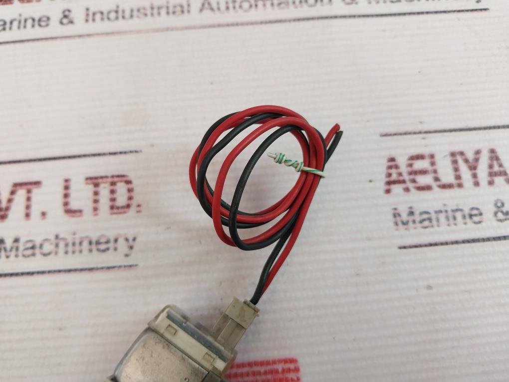 Smc Sy5120-5Lzd-01 Solenoid Valve