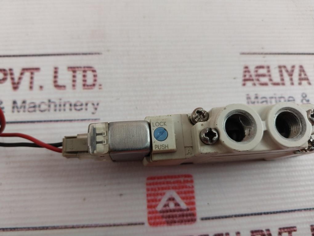 Smc Sy5120-5Lzd-01 Solenoid Valve