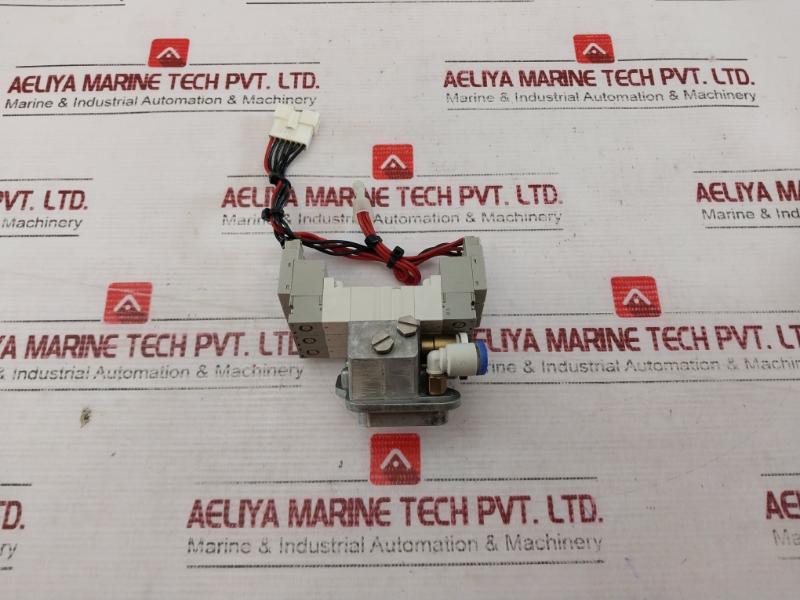 Smc Syj3233-5Mr Base Mount Double Solenoid Valve 24Vdc