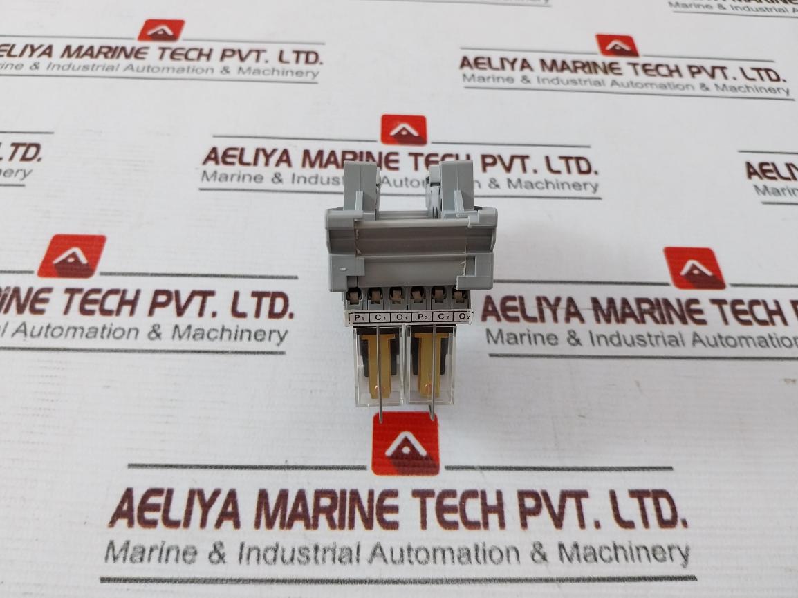 Smc Ud02Wf-1C (Blr) Relay Module G2R-1 24Vdc 120Vac 10A 250Vac 30Vdc