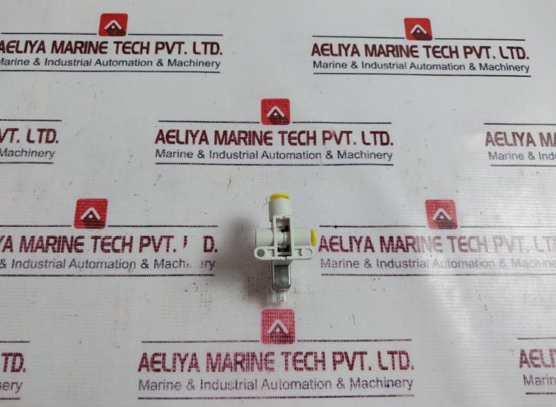 Smc V124A-5M0-x312 Solenoid Valve, 24Vdc