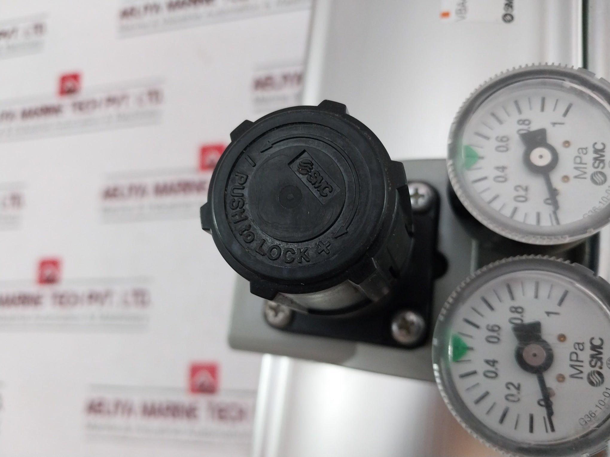 Smc Vba40A-04Gn Pneumatic Regulator