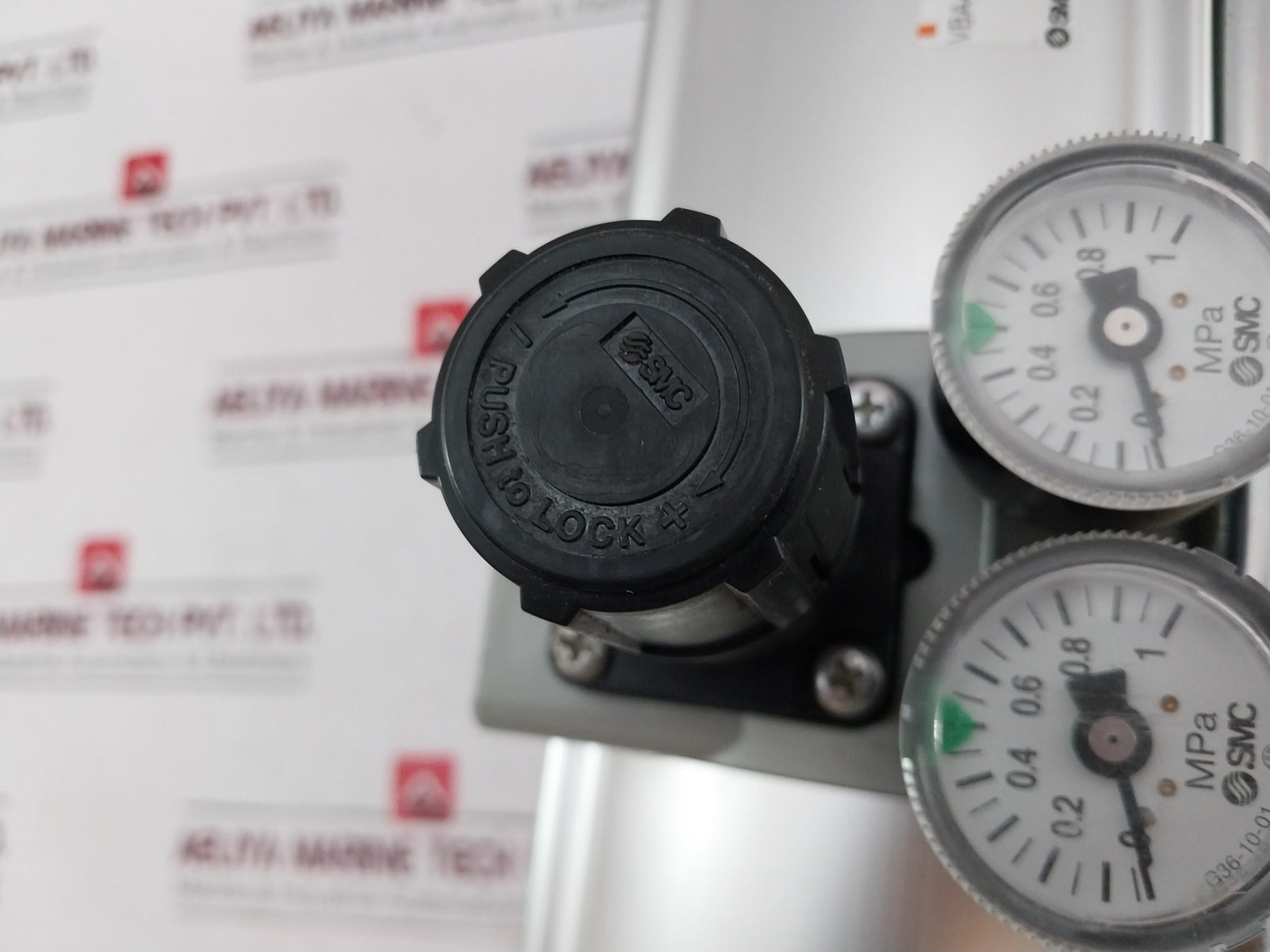 Smc Vba40A-04Gn Pneumatic Regulator