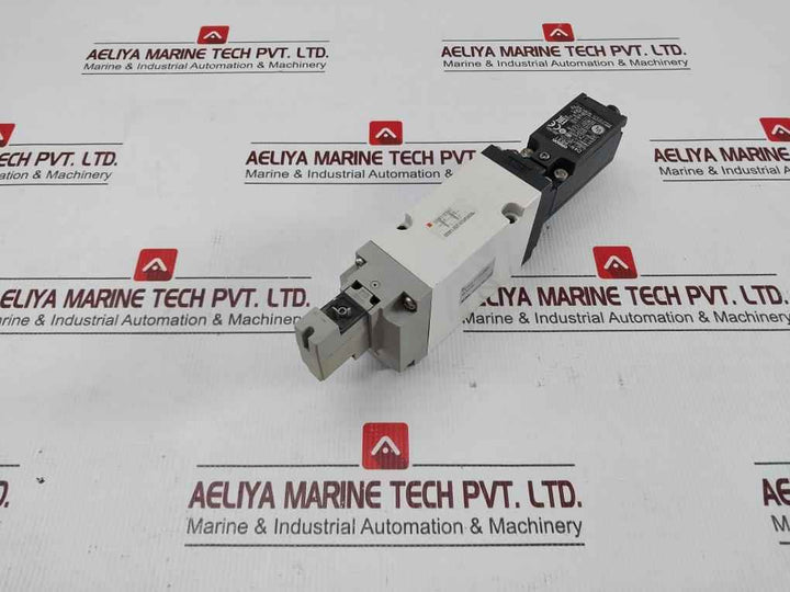 Smc Vp744-5Yz1-04F-m-x538 Pneumatic Solenoid Valve 250Vdc Ip67