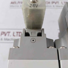 Smc Vp744R-5Dz1-04F-m-x538 3/2-way Solenoid Valve With Limit Switch 24Vdc 0.45W