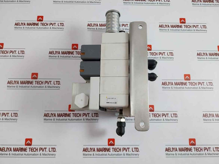 Smc Vq5100-5Bw1-q Subplate Manifold Assembly