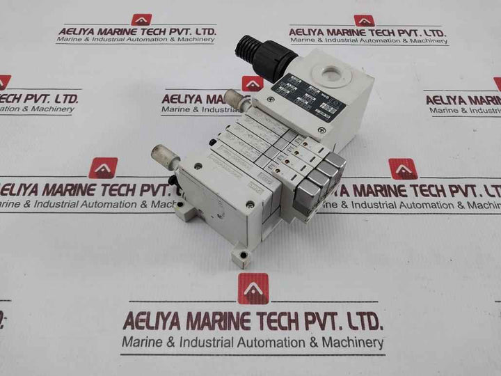 Smc Vv5Q11-06C6Tn-q Solenoid Valve Manifold 0.1-1.0 Mpa Vq1100Kn-5B1-q