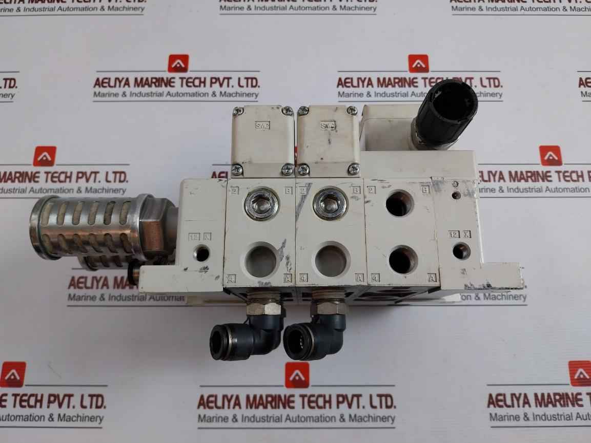 Smc Vv5Q51-03Btu-w-q Pneumatic Solenoid Valve Manifold