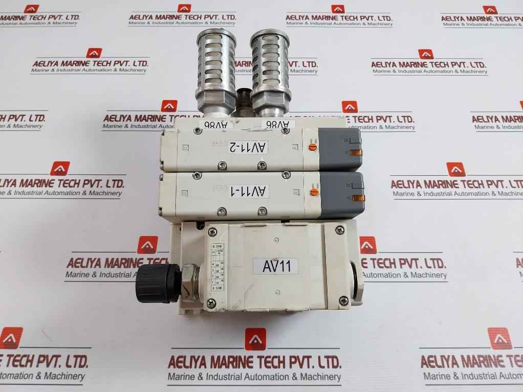 Smc Vv5Q51-03Btu-w-q Pneumatic Solenoid Valve Manifold